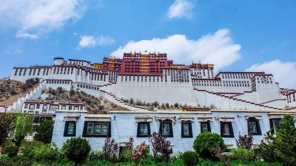 酒店：神秘的雪域天堂，圆你的藏族梦！